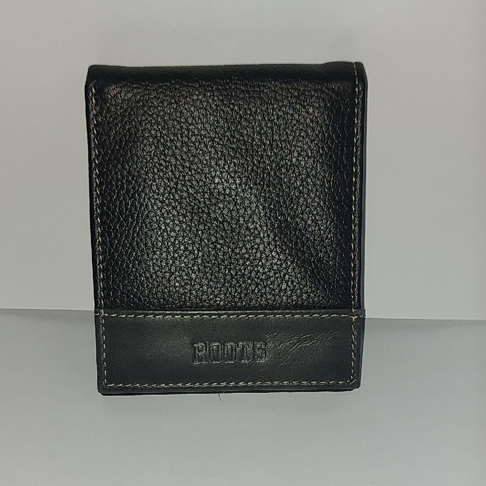 Roots Black Leather Wallet